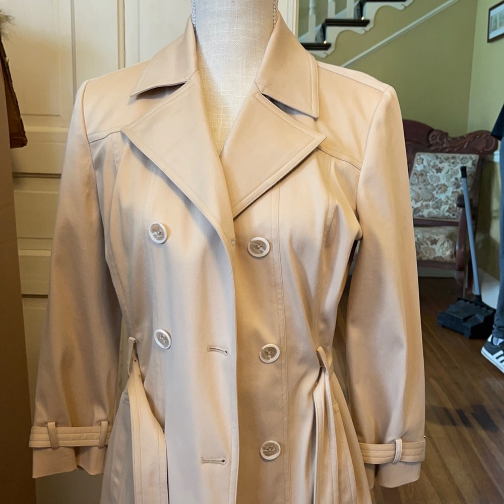 Trench coat